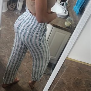 High rise light pants (cover-up) /  Pantalon léger taille haute (cache-maillot)